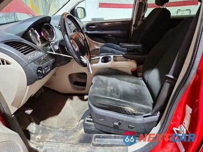 Zdjęcie 7 z 13 samochodu: 2015 DODGE GRAND CARAVAN SXT VIN:2C4RDGCGXFR732650 - miniatura