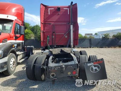 Zdjęcie 6 z 14 samochodu: 2012 VOLVO VNL SEMI TRUCK VIN:4V4NC9EJ1CN531951 - miniatura