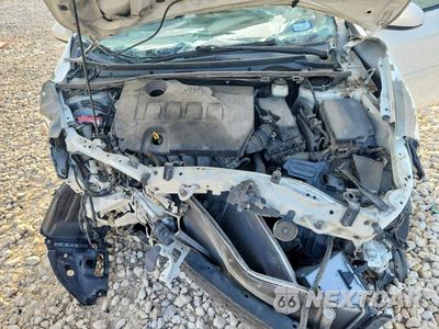 Zdjęcie 11 z 13 samochodu: 2015 TOYOTA COROLLA LE VIN:5YFBURHE3FP213265 - miniatura
