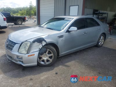 2011 CADILLAC STS LUXURY 1G6DW6ED4B0133641 - główne zdjęcie licytacji z USA - miniatura
