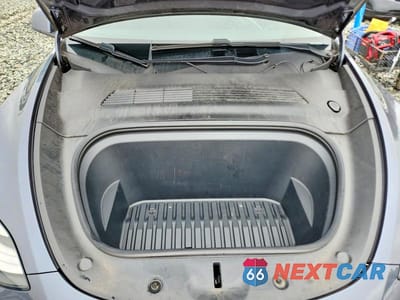 Zdjęcie 12 z 13 samochodu: 2020 TESLA MODEL Y VIN:5YJYGDEE8LF031593 - miniatura