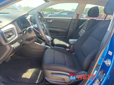 Zdjęcie 7 z 12 samochodu: 2023 KIA RIO S VIN:3KPA24AD0PE612580 - miniatura