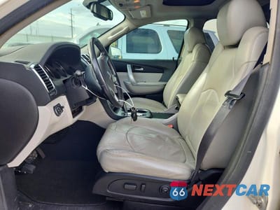 Zdjęcie 7 z 13 samochodu: 2007 GMC ACADIA SLT-2 VIN:1GKER337X7J103506 - miniatura