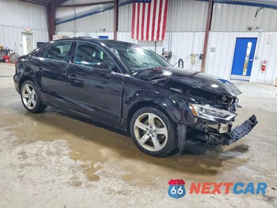 Czwarte zdjęcie samochodu z boku: 2017 AUDI A3 PREMIUM VIN:WAUB8GFF3H1046804 - miniatura