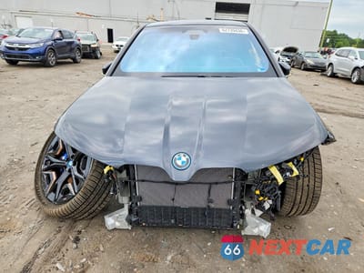 Piąte zdjęcie samochodu w środku: 2023 BMW IX M60 VIN:WB533CF07PCL97823 - miniatura