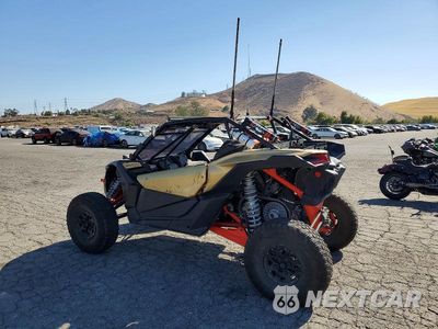 Trzecie zdjęcie samochodu z tyłu: 2017 CAN-AM MAVERICK X3 UTILITY VEHICLE VIN:3JBVXAW20HK003343 - miniatura