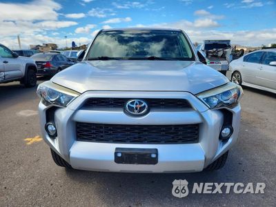 Piąte zdjęcie samochodu w środku: 2016 TOYOTA 4RUNNER SR5 VIN:JTEZU5JR2G5133437 - miniatura