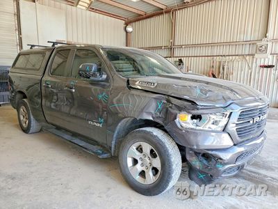 Czwarte zdjęcie samochodu z boku: 2021 RAM 1500 BIG HORN/LONE STAR VIN:1C6SRFBT5MN784782 - miniatura