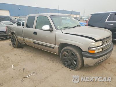 Czwarte zdjęcie samochodu z boku: 2002 CHEVROLET SILVERADO C1500 VIN:2GCEC19T121280356 - miniatura