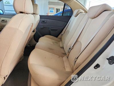 Zdjęcie 10 z 12 samochodu: 2007 KIA RIO BASE VIN:KNADE123276222186 - miniatura