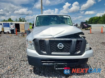 Piąte zdjęcie samochodu w środku: 2017 NISSAN NV 3500 HD S VIN:5BZBF0AA4HN853210 - miniatura