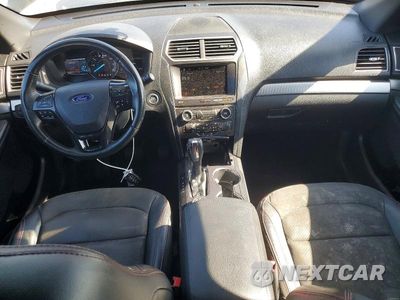 Zdjęcie 8 z 13 samochodu: 2018 FORD EXPLORER XLT VIN:1FM5K8D89JGC27724 - miniatura