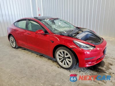 Czwarte zdjęcie samochodu z boku: 2023 TESLA MODEL 3 VIN:5YJ3E1EA5PF438837 - miniatura