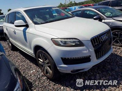Czwarte zdjęcie samochodu z boku: 2013 AUDI Q7 PREMIUM PLUS VIN:WA1LMAFE2DD005526 - miniatura