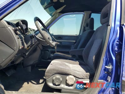 Zdjęcie 7 z 13 samochodu: 2000 HONDA CR-V LX VIN:JHLRD2849YC014765 - miniatura