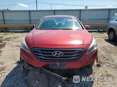 Piąte zdjęcie samochodu w środku: 2015 HYUNDAI SONATA SPORT VIN:5NPE34AF4FH063072 - miniatura