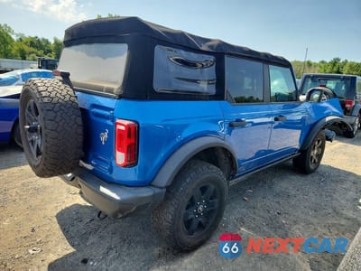 Trzecie zdjęcie samochodu z tyłu: 2021 FORD BRONCO BASE/BIG BEND/BLACK DIAMOND/OU VIN:1FMEE5BP3MLA98665 - miniatura