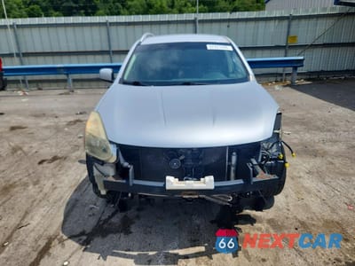 Piąte zdjęcie samochodu w środku: 2013 NISSAN ROGUE S VIN:JN8AS5MV4DW614977 - miniatura