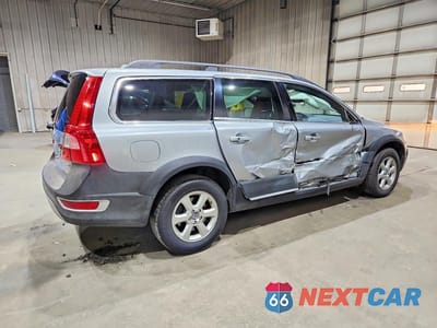Trzecie zdjęcie samochodu z tyłu: 2012 VOLVO XC70 3.2 VIN:YV4940BZ6C1141836 - miniatura