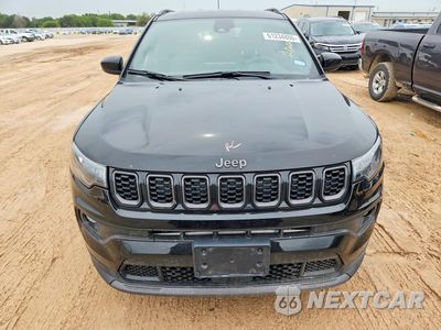 Piąte zdjęcie samochodu w środku: 2025 JEEP COMPASS LATITUDE VIN:3C4NJDBN1ST557931 - miniatura