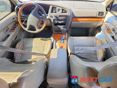 Zdjęcie 8 z 12 samochodu: 2001 INFINITI QX4 BASE VIN:JNRDR09X61W202332 - miniatura