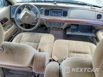 Zdjęcie 8 z 12 samochodu: 2003 MERCURY GRAND MARQUIS GS VIN:2MEFM74W23X685712 - miniatura