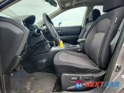Zdjęcie 7 z 14 samochodu: 2011 NISSAN ROGUE S VIN:JN8AS5MV4BW280530 - miniatura