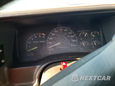 Zdjęcie 9 z 13 samochodu: 1996 CHEVROLET TAHOE K1500 VIN:3GNEK18R7TG125190 - miniatura