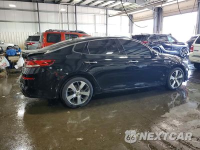 Trzecie zdjęcie samochodu z tyłu: 2019 KIA OPTIMA S VIN:5XXGT4L37KG361181 - miniatura
