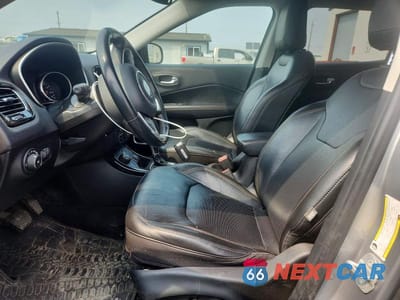 Zdjęcie 7 z 14 samochodu: 2019 JEEP COMPASS LIMITED VIN:3C4NJDCB7KT753411 - miniatura