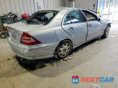 Trzecie zdjęcie samochodu z tyłu: 2006 MERCEDES-BENZ C 280 4MATIC VIN:WDBRF92H36F789925 - miniatura