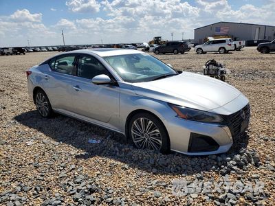 Czwarte zdjęcie samochodu z boku: 2023 NISSAN ALTIMA SL VIN:1N4BL4EW7PN300979 - miniatura