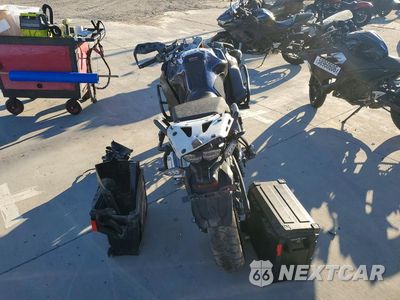 Czwarte zdjęcie samochodu z boku: 2017 YAMAHA XT1200Z VIN:JYADP06E9HA001245 - miniatura