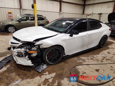 2024 TOYOTA CAMRY TRD 4T1KZ1AK7RU100974 - główne zdjęcie licytacji z USA - miniatura