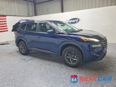 Czwarte zdjęcie samochodu z boku: 2026 NISSAN ROGUE SV VIN:5N1BT3BB1TC752966 - miniatura
