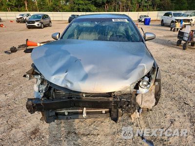 Piąte zdjęcie samochodu w środku: 2017 TOYOTA CAMRY HYBRID LE VIN:4T1BD1FK6HU205690 - miniatura