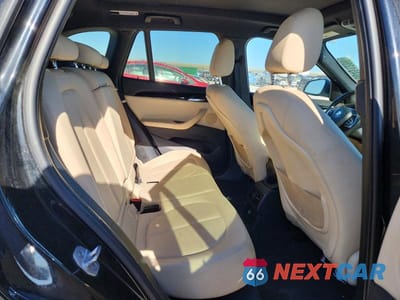 Zdjęcie 10 z 12 samochodu: 2018 BMW X1 XDRIVE28I VIN:WBXHT3C39J5F92199 - miniatura