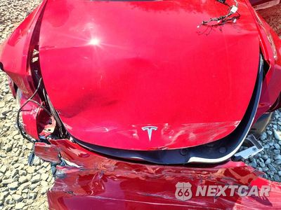 Zdjęcie 11 z 12 samochodu: 2025 TESLA MODEL Y VIN:7SAYGDED0SA362254 - miniatura