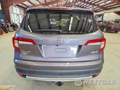Zdjęcie 6 z 14 samochodu: 2019 HONDA PILOT EX VIN:5FNYF6H34KB070690 - miniatura