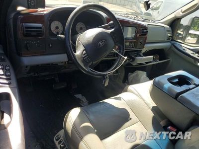 Zdjęcie 8 z 12 samochodu: 2005 FORD F350 SRW SUPER DUTY VIN:1FTWW31P55EB21302 - miniatura