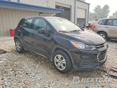 Czwarte zdjęcie samochodu z boku: 2019 CHEVROLET TRAX LS VIN:3GNCJKSB4KL127867 - miniatura