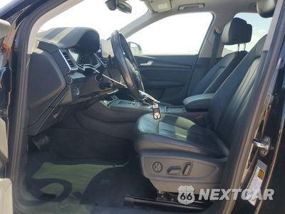 Zdjęcie 7 z 13 samochodu: 2020 AUDI Q5 E PREMIUM PLUS VIN:WA1E2AFY6L2061617 - miniatura