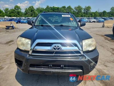 Piąte zdjęcie samochodu w środku: 2006 TOYOTA 4RUNNER SR5 VIN:JTEBU14R560099530 - miniatura
