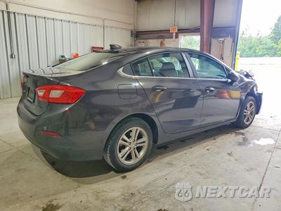 Trzecie zdjęcie samochodu z tyłu: 2017 CHEVROLET CRUZE LT VIN:1G1BE5SM7H7239791 - miniatura