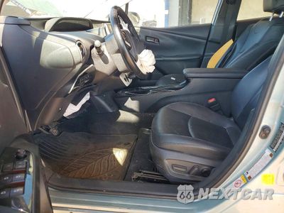 Zdjęcie 7 z 13 samochodu: 2018 TOYOTA PRIUS FOUR VIN:JTDKARFU4J3063669 - miniatura
