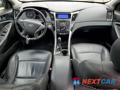 Zdjęcie 8 z 13 samochodu: 2011 HYUNDAI SONATA LIMITED VIN:5NPEC4AC8BH119613 - miniatura