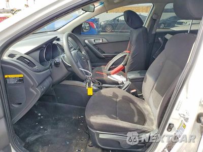 Zdjęcie 7 z 12 samochodu: 2013 KIA FORTE EX VIN:KNAFU4A28D5740990 - miniatura