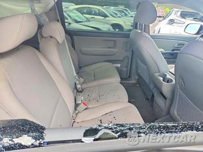 Zdjęcie 11 z 13 samochodu: 2016 KIA SEDONA LX VIN:KNDMB5C18G6148949 - miniatura