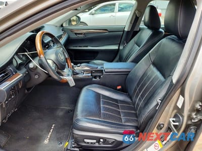 Zdjęcie 7 z 12 samochodu: 2016 LEXUS ES 350 VIN:58ABK1GG1GU015870 - miniatura