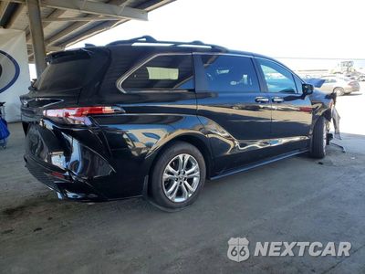Trzecie zdjęcie samochodu z tyłu: 2023 TOYOTA SIENNA XSE 7-PASSENGER VIN:5TDDSKFC0PS106626 - miniatura